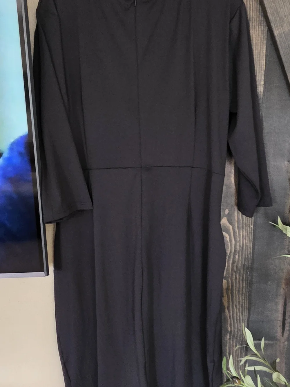 Classic Black Ruched Ruffle Midi Dress
